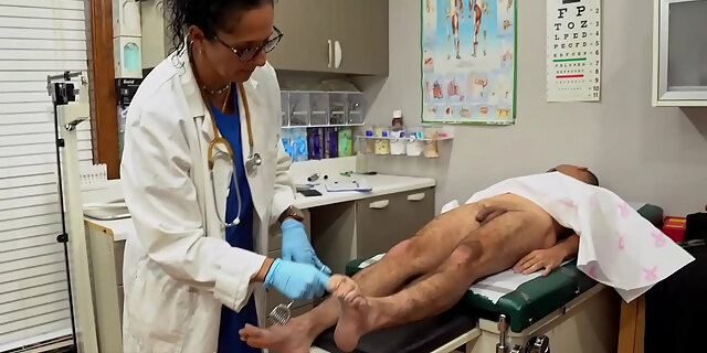 doctor,femdom,fetish,reality,short hair,teen