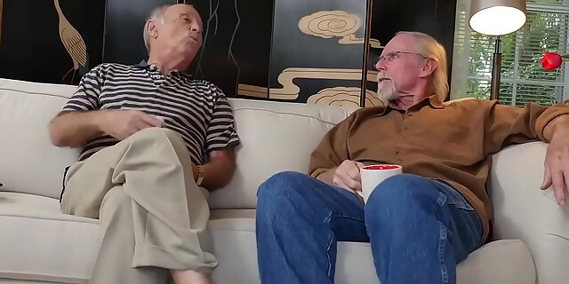 babes,flexible,grandpa,old,old man,pussy,reverse cowgirl,shaved,teen,threesome,voyeur